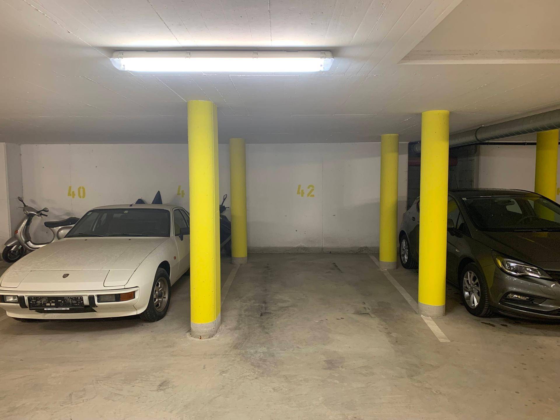 Tiefgaragenparkplatz Nähe AVL, Lendplatz