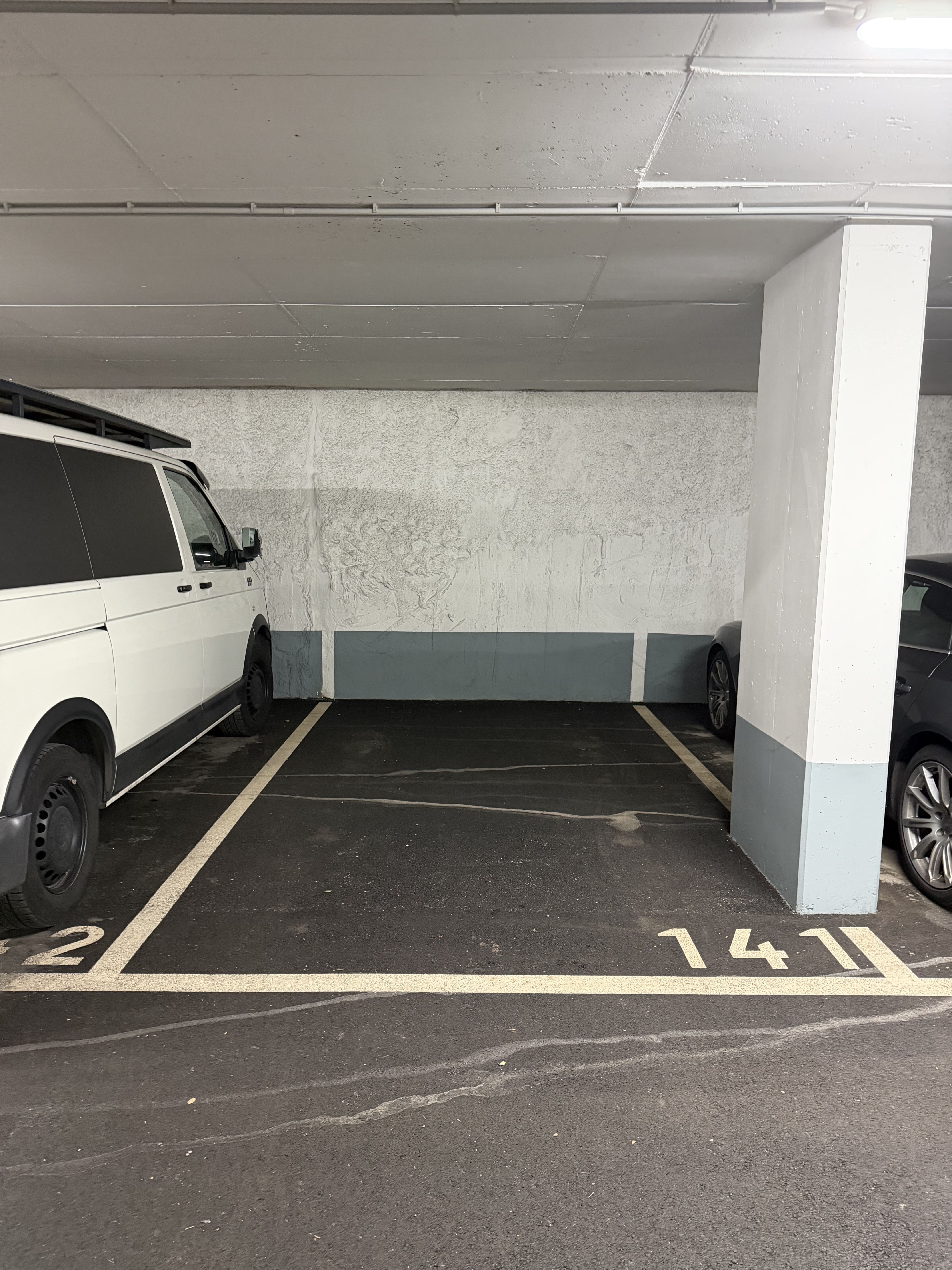 Tiefgaragenstellplatz in Wien zu vermieten / Untervermietung nach Absprache