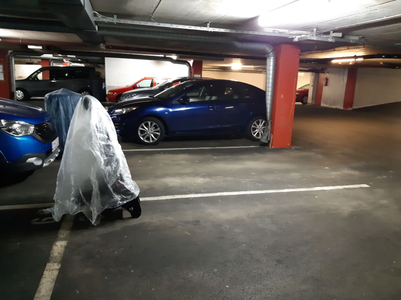 Tiefgaragenstellplatz Hötting West bei Technik