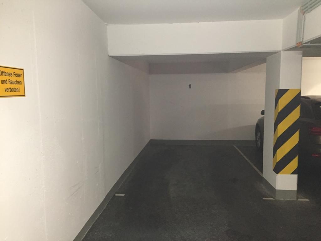 Tiefgarage nähe Siegesplatz – Bild 1